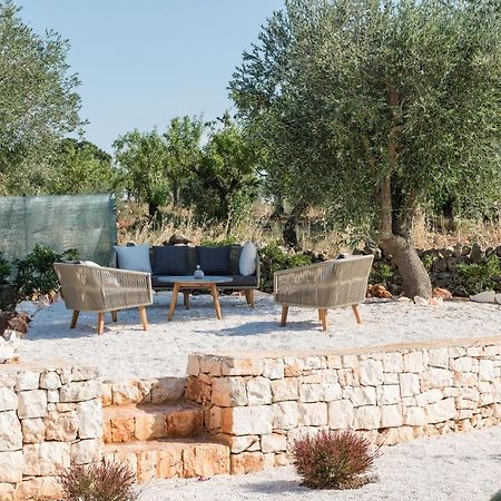 Tenuta Traghetto Ostuni Bagian luar foto